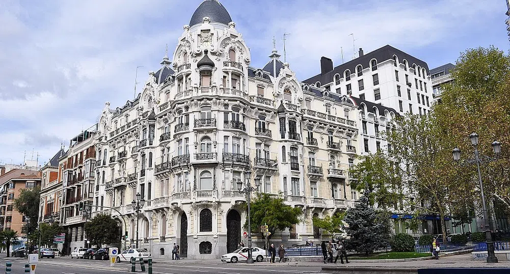 Испания вече не изисква зелен сертификат от пристигащите в страната