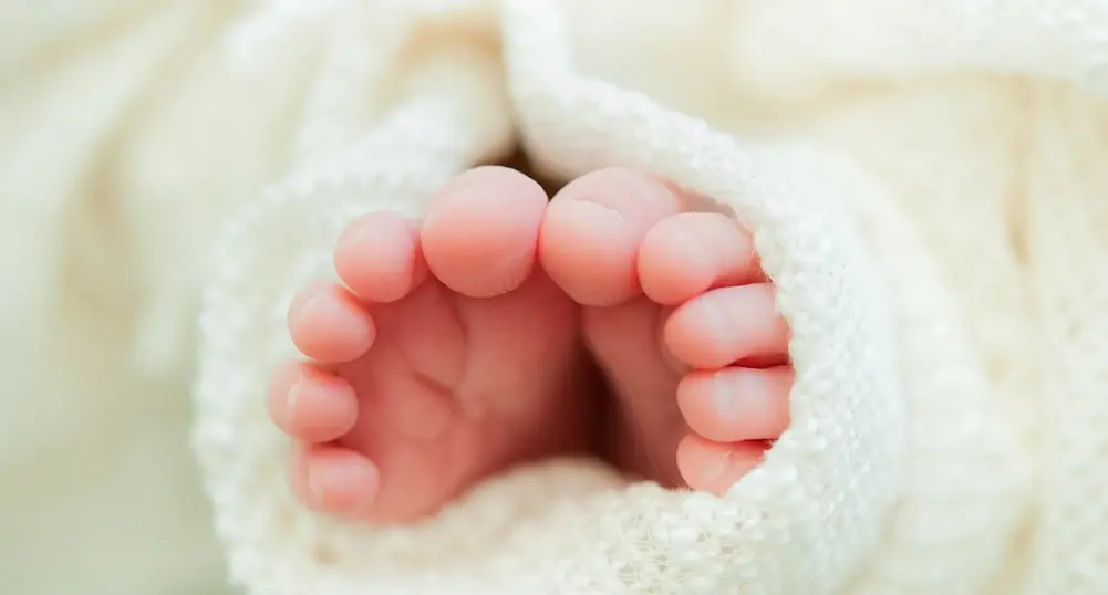 Майка роди две деца в рамките на 11 месеца