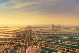 Нова наблюдателна площадка гледа към уникален изкуствен остров (снимки)