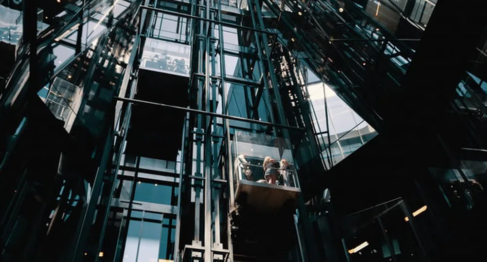 Bailong - най-високият външен асансьор в света