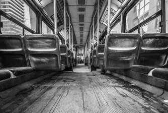 Спадът в обществения транспорт е между 60% и 80%