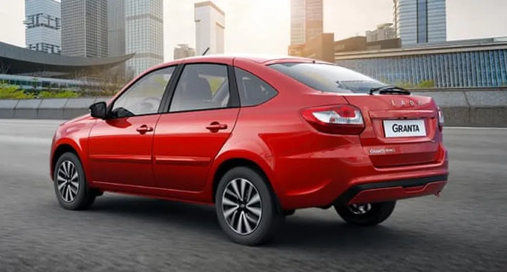 Продажбите на любимата кола на руснаците рухнаха