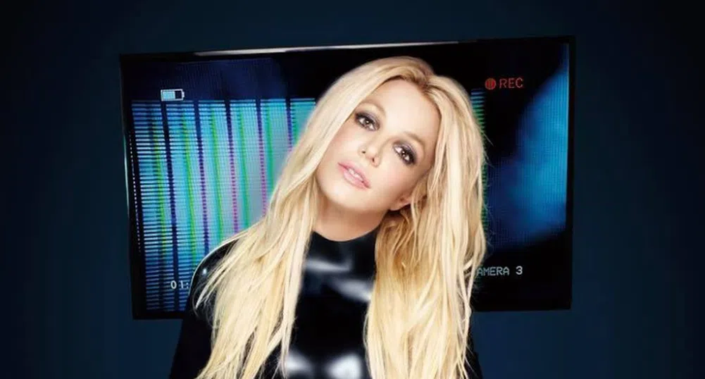 Бритни Спиърс се завръща на сцената