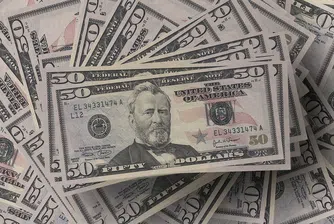 Колко изкарват знаменитостите и милиардерите за 1 час?