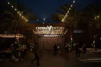 Четири родни компании са местните полуфиналисти в Chivas Venture
