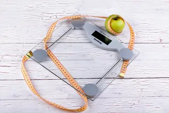 Кога да се премерите на кантара, за да видите реалното си тегло?