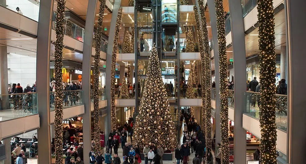 Джеф Безос за Черния петък: Не купувайте телевизори, хладилници или коли