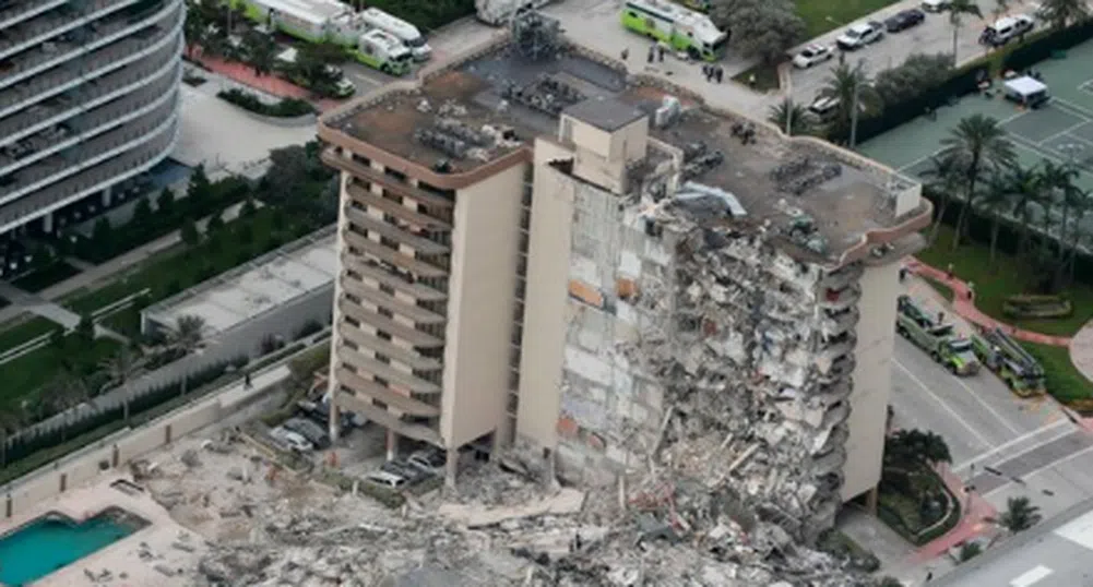 Четири жертви над 150 души в неизвестност след срутването на сграда в Маями