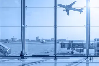 Какво никога не трябва да правите на летището?