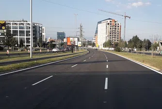 Днес възстановяват изцяло движението по бул. „България“ в София