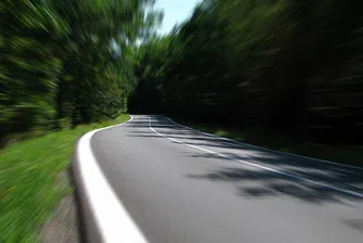 Промени в движението по Тракия утре заради демонтаж на мост