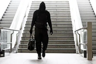 Терористите в Европа не са самотни вълци – кой ги радикализира