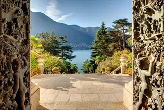 Тайни тунели и стаи с история: Зад стените на най-добрия хотел в света