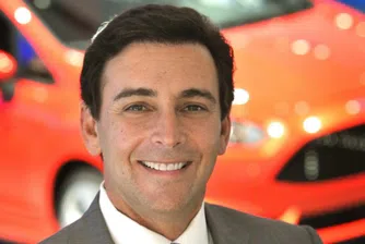 Съученици му казали, че е луд да работи за Ford, сега той е шефът