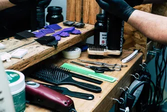 Мъж простреля фризьор заради подстрижката на сина му