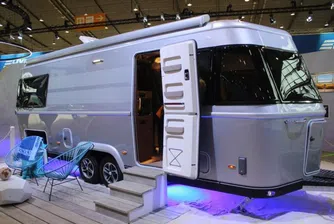 Смарт къща на колела, която ще ви поглези с технологии