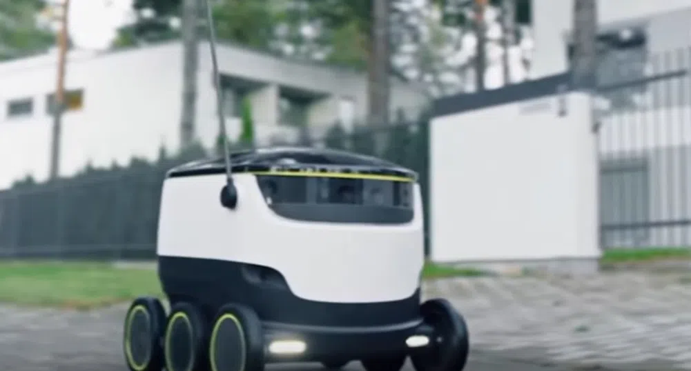 Роботи ще доставят пица в Германия