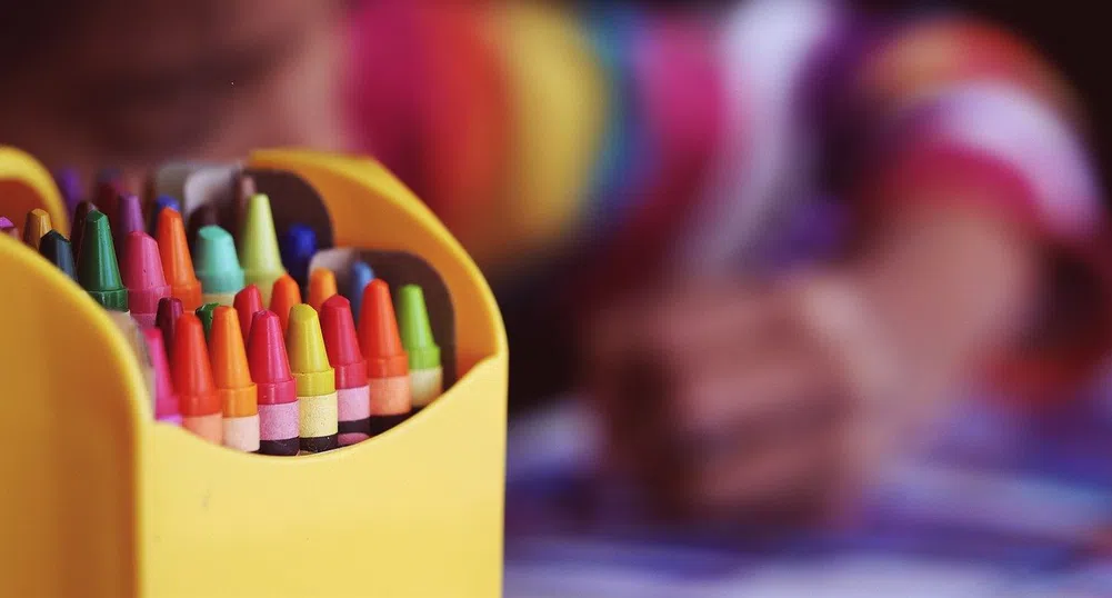 МОН ще предложи пет неучебни дни между двата срока