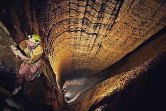 Къде се намира най-дълбоката пещера в света?