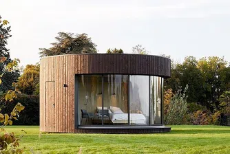 Къщичка с площ 17 квадрата, която ще ви отведе сред природата (снимки)