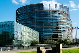 ЕП прие план за 100% намаляване на вредните емисии от нови коли до 2035