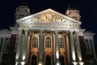 Посещенията в музеите, театрите, кината и библиотеките намаляват