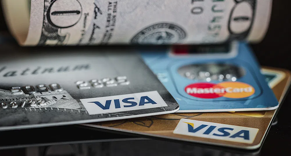 Дълговете на американците се понижават за първи път от 2014 година насам