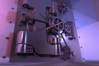 Шефът на Intesa: Преувеличава се фокуса върху италианските банки