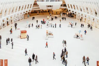 Коледа 2022: Подаръци ще няма за всички от сърце