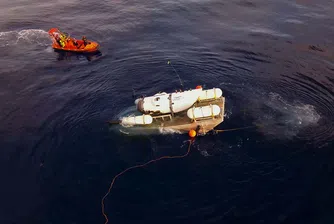 Засякоха звукови сигнали при издирването на изчезналата подводница