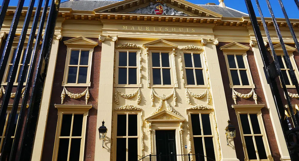 Срещу 25 евро музей ви изпраща комплект с миризмата на картините му