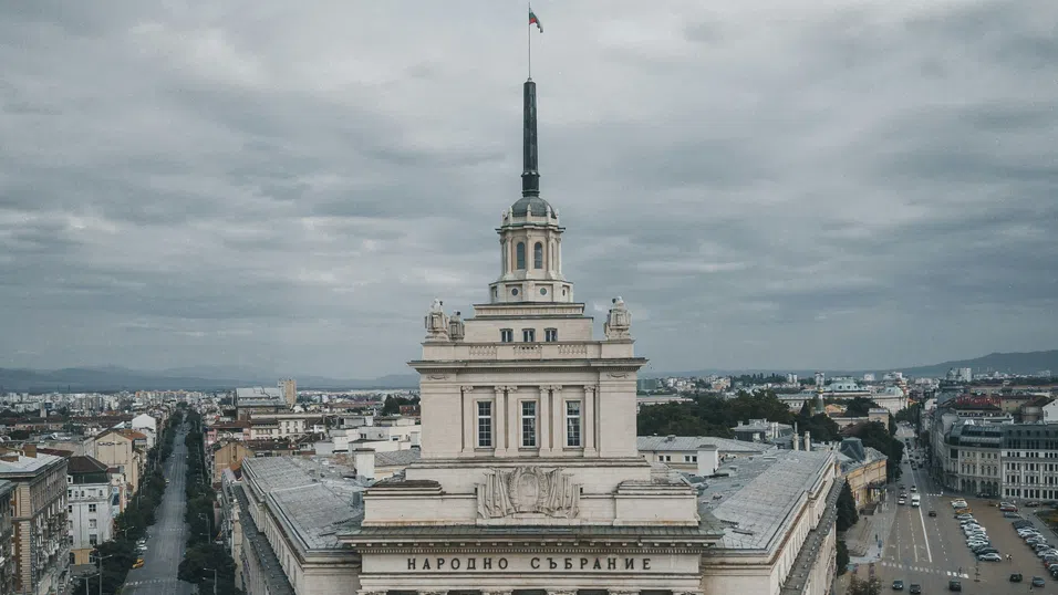 Парламентът ще гласува мандата за правителство с премиер Мария Габриел да бъде обявен за неуспешен