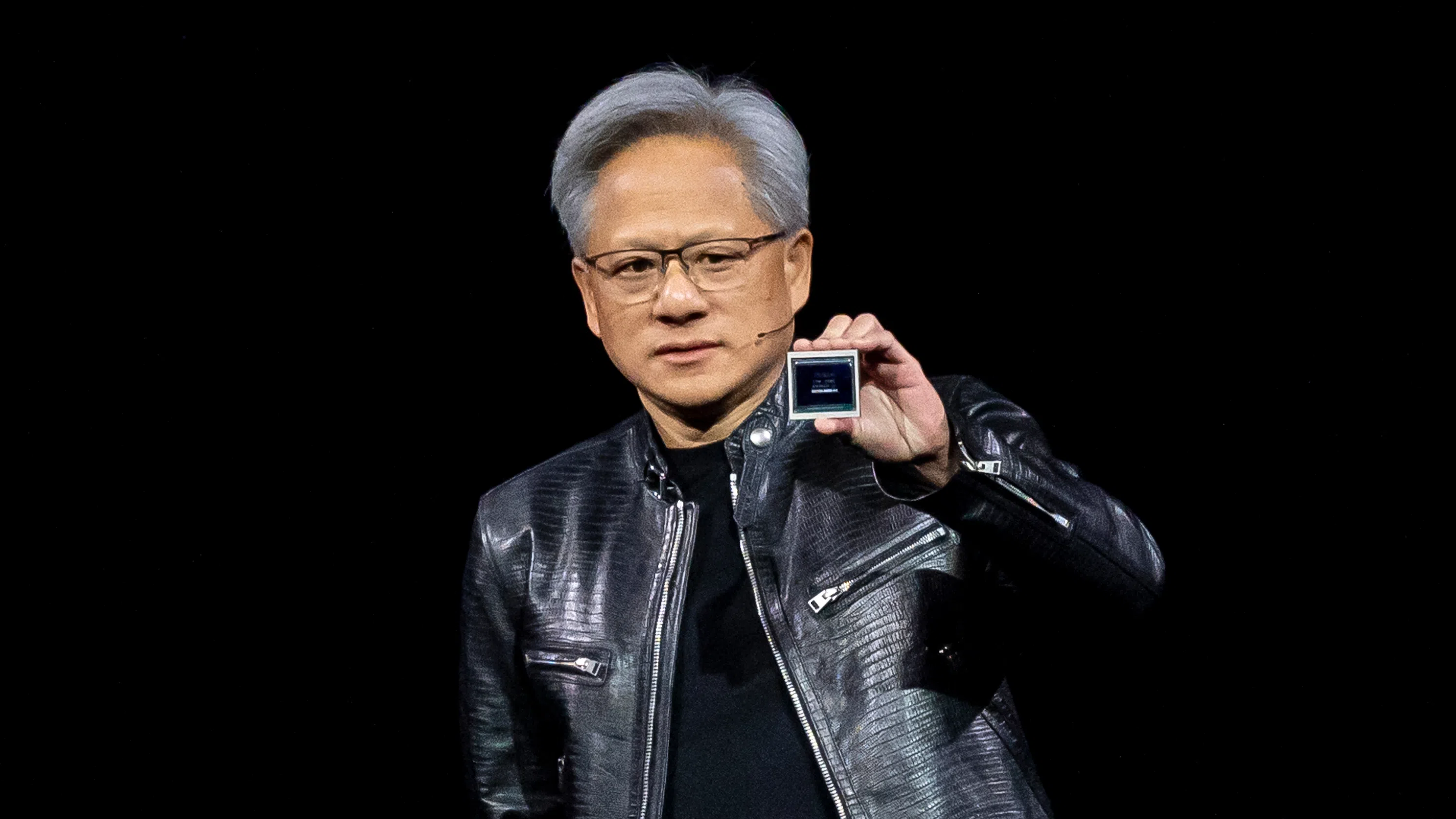 Nvidia ще спечели $12 млрд. от AI чипове в Китай тази година въпреки контрола на САЩ