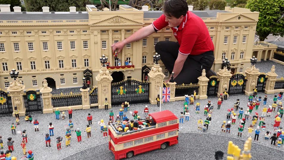 Слънчева инфлация: Legoland вдига цените за топлите дни. Ако вали, ще е по-евтино