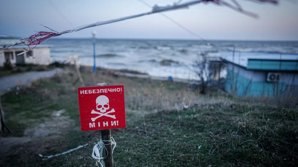 Има споразумение с Русия и Украйна за прекратяване на огъня по море, обяви Белият дом. Каква е цената?