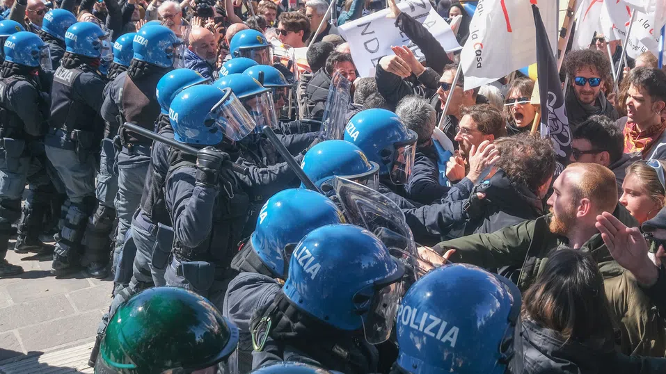 Безредици във Венеция след първия ден с официална входна такса за туристи