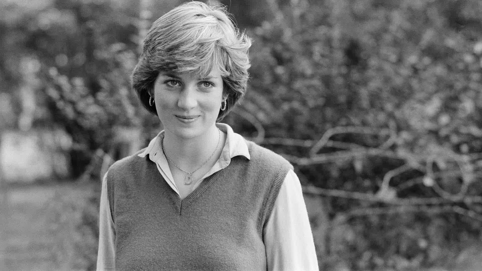 Първият трудов договор на принцеса Даяна отива на търг