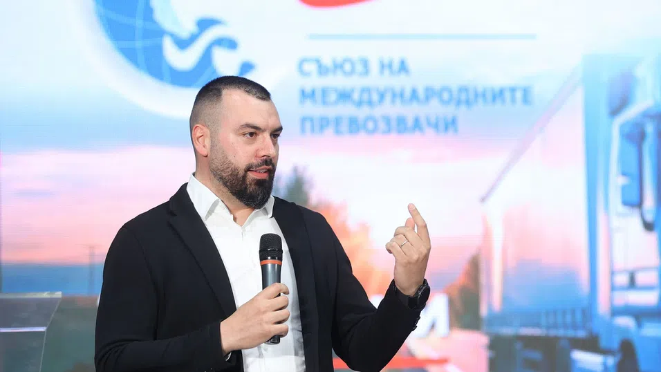 Българският транспортен сектор изисква незабавни действия от Брюксел в отговор на загуби от над милиард лева без сухопътен Шенген