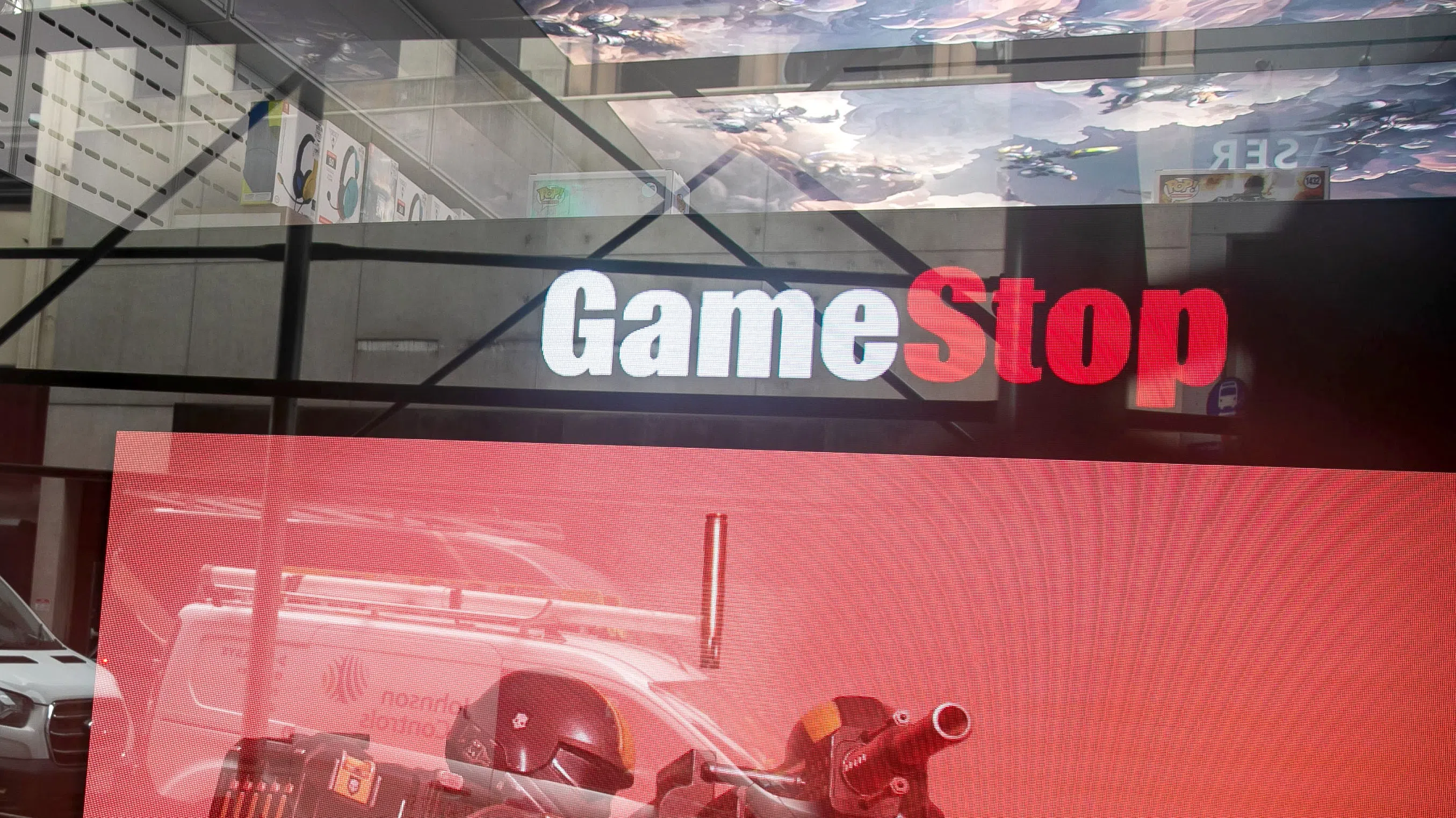 GameStop набра $933 млн. от продажби на акции през изминалата седмица