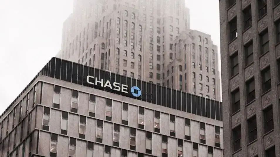 JPMorgan назначава Дъг Петно и Трой Рорбо за съпрезиденти
