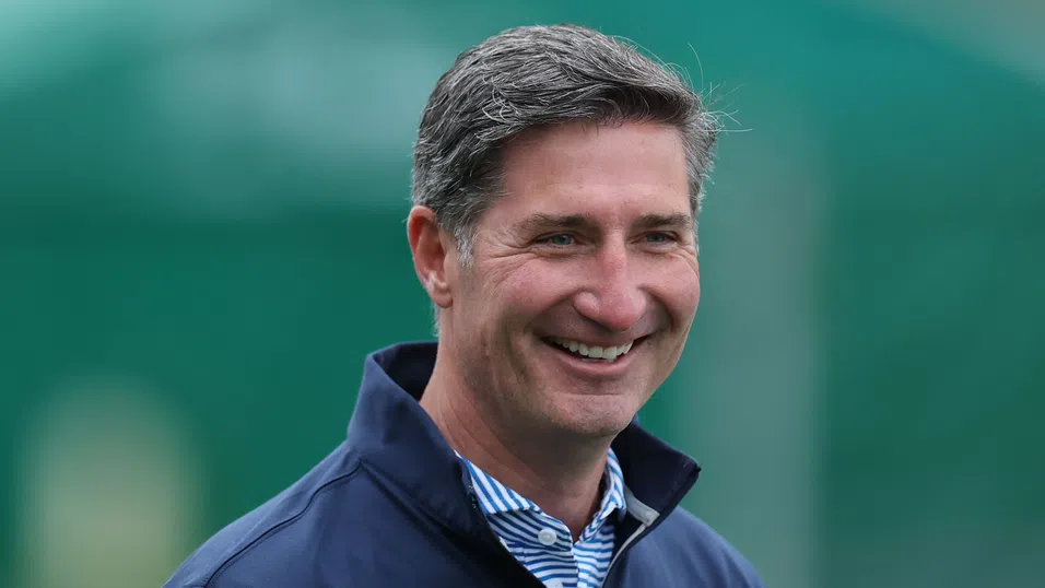 Главният изпълнителен директор на Starbucks е спечелил 6666 пъти повече от служителите си през 2024 г.