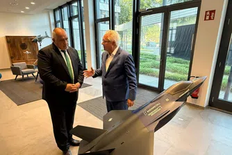 Единият завод ще е за производство на барут и заряди, а другият – за производство на 155 мм снаряди (далекобойни изстрели) по стандарт на НАТО