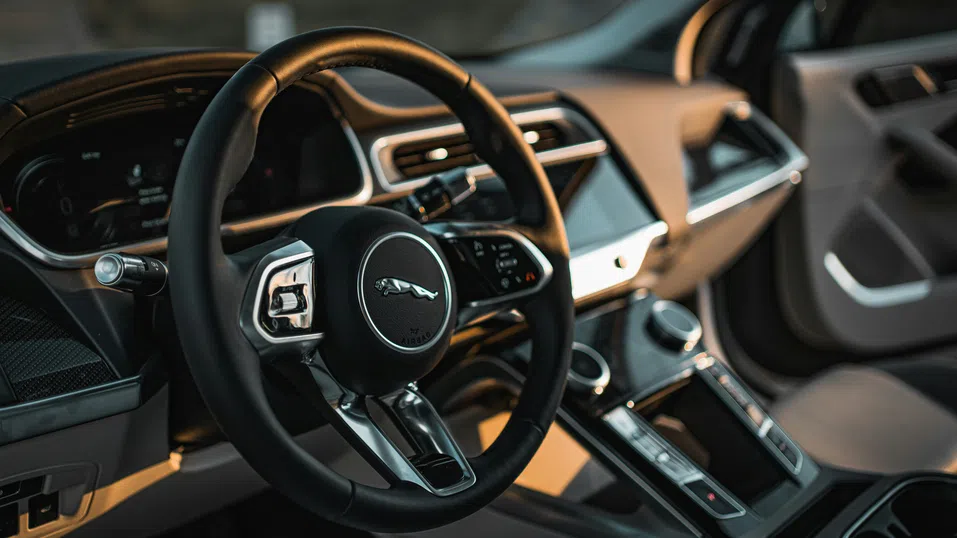 50 млн. лири загуба на седмица: Британският кабинет може да се намеси в спасението на Jaguar Land Rover