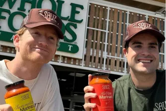 Историята на Sauz започва в разгара на пандемията с едно немислимо за всеки бизнес предприемач решение