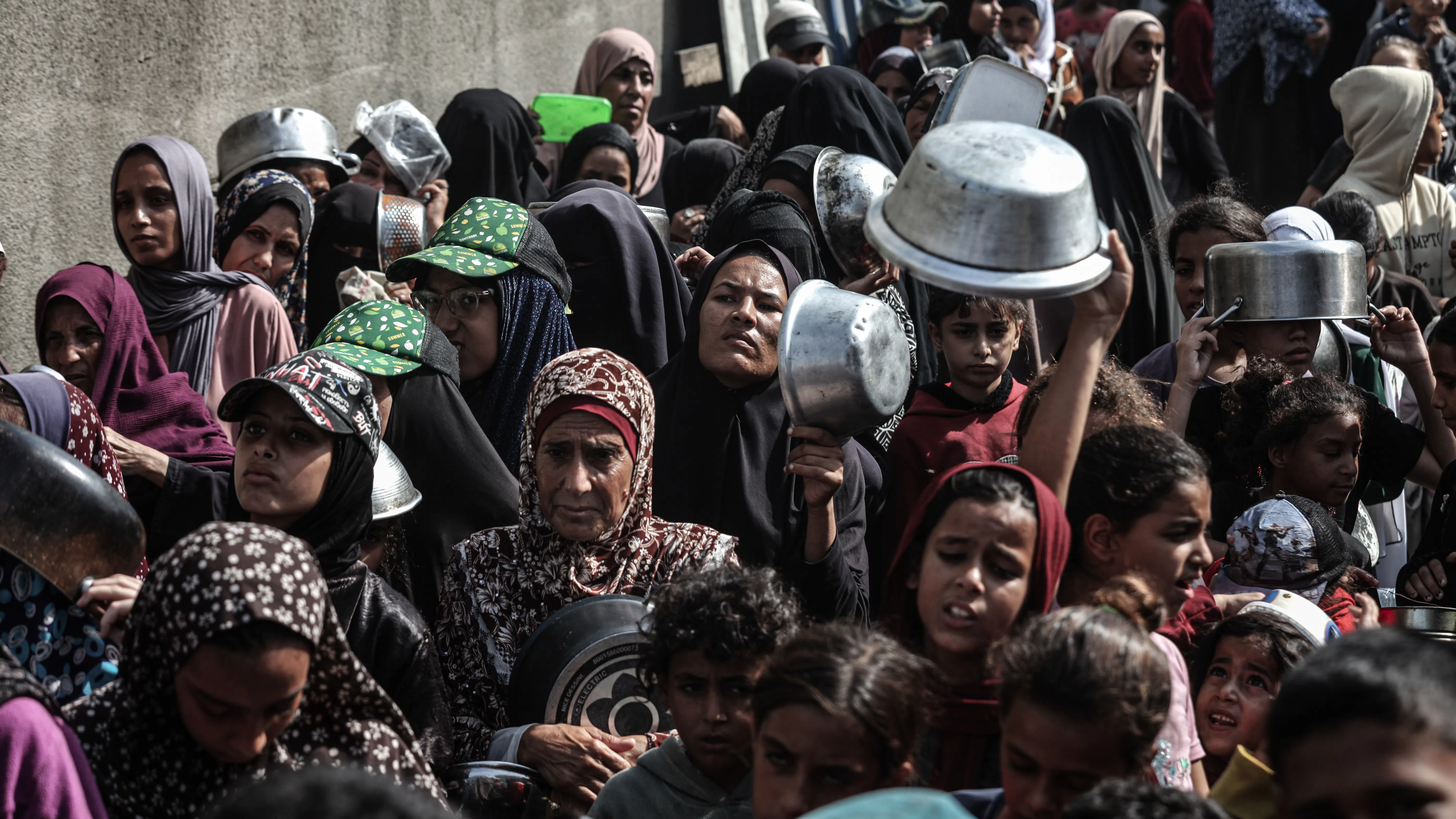 Подкрепяната от САЩ хуманитарна фондация GHF прекратява дейността си в Газа