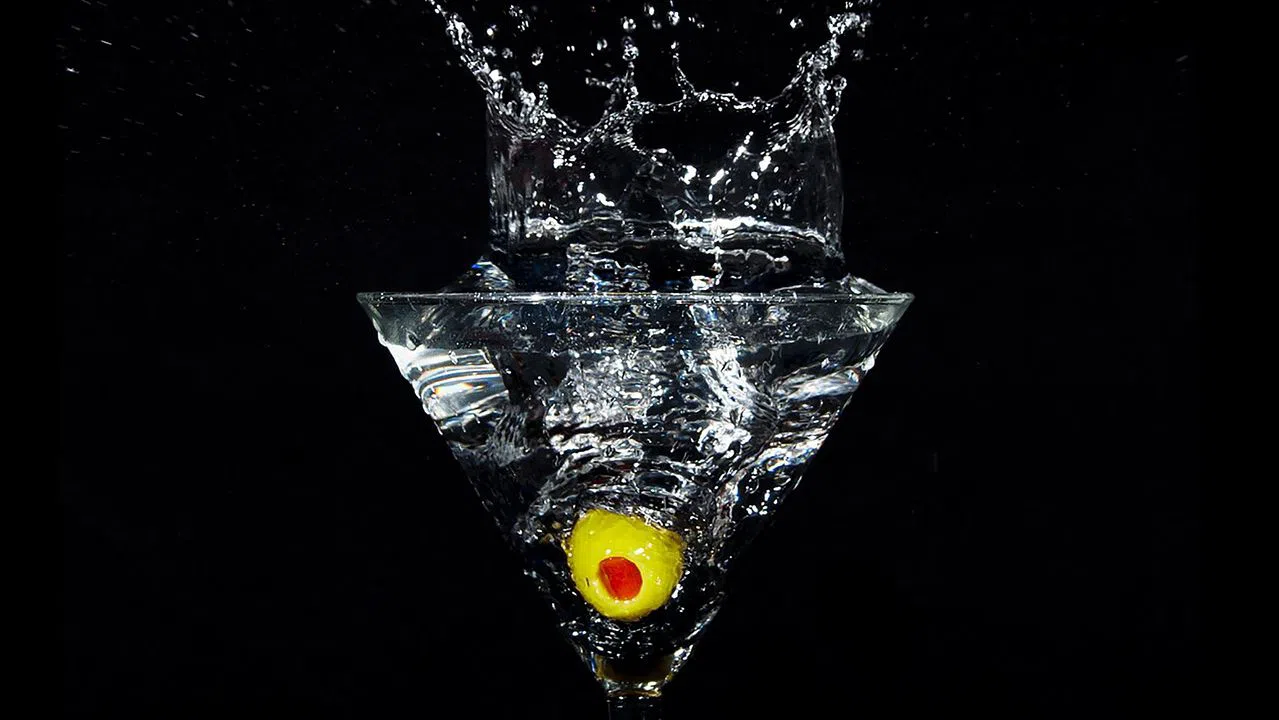 Гладиатор на вината: Защо вермутът е повече от съставка за коктейли