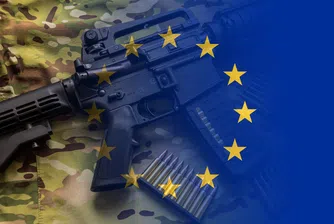 Съпротивата, водена от задлъжнелите Франция, Италия и Испания, е сериозен удар по стремежа на Комисията да увеличи военната автономия на континента