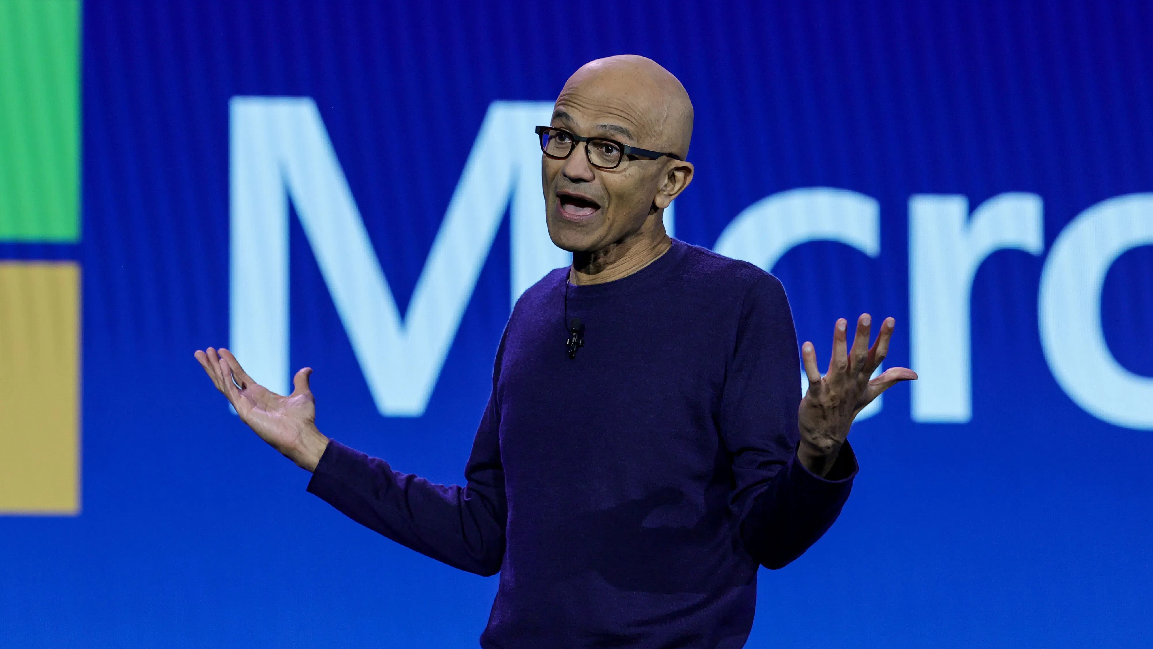 Акциите на Microsoft скачат след блестящо тримесечие