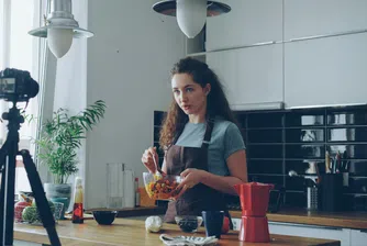 Блясъкът на „шефовете в социалните медии“ се разминава с истината за престижните готвачи