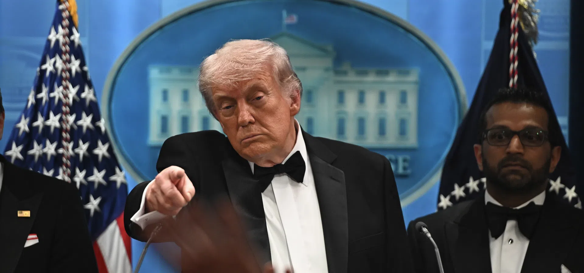 Въоръжен откри стрелба на вечерята на Тръмп с журналисти, президентът е евакуиран